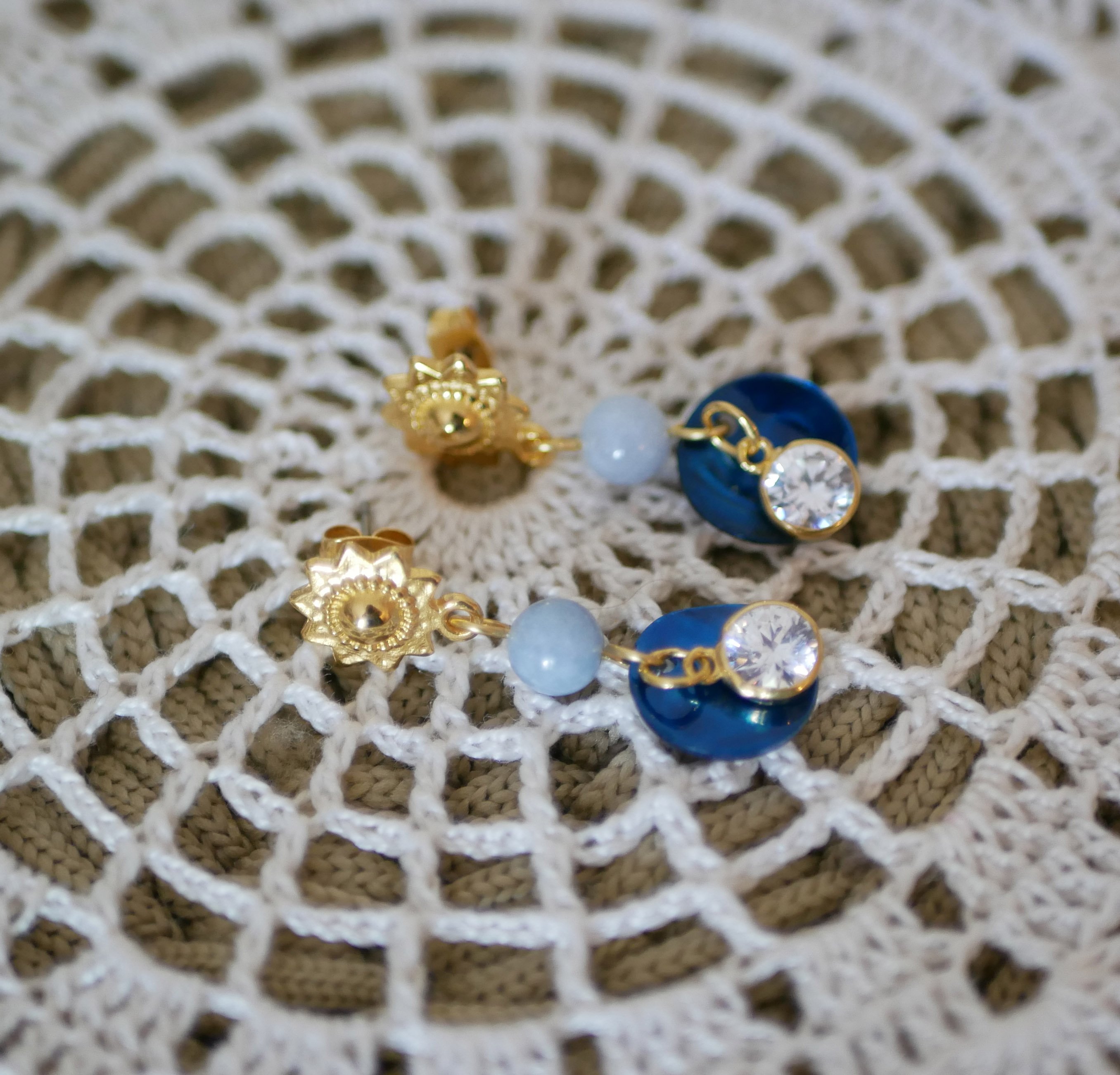 Oorbellen uit de collectie "Les nacrées" Blauw