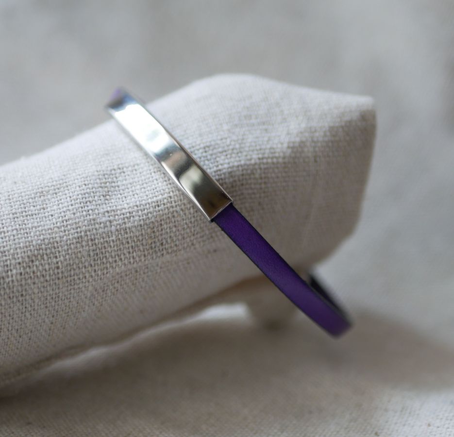 Metalen staafarmband in leer, enkele draai 