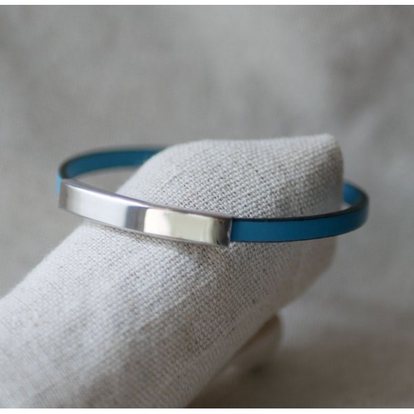 Metalen staafarmband in leer, enkele draai 