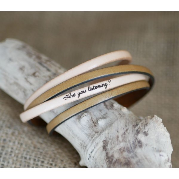 Dubbele lederen armband in duo te personaliseren door gravure