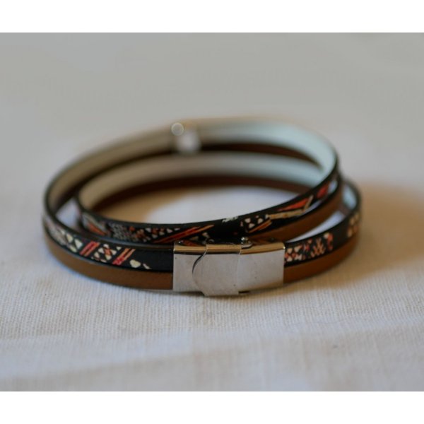 Dubbele etnische lederen armband met parel