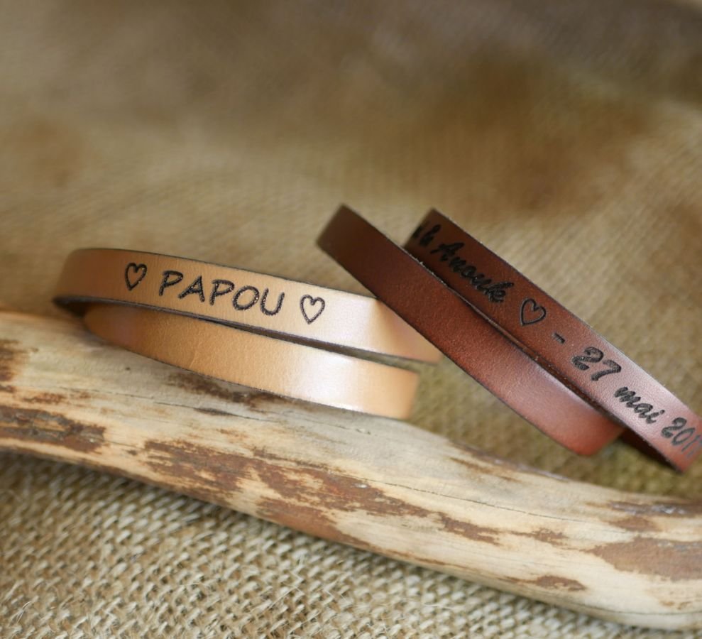 Lederen armband voor mannen met twee polsen, personaliseerbaar door gravure