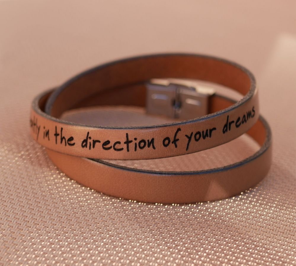 Lederen armband voor mannen met twee polsen, personaliseerbaar door gravure