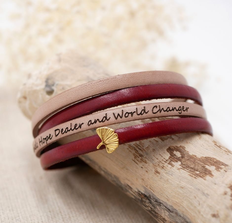 Zen lederen armband in duo van kleuren, personaliseerbaar met gouden ginkgo 