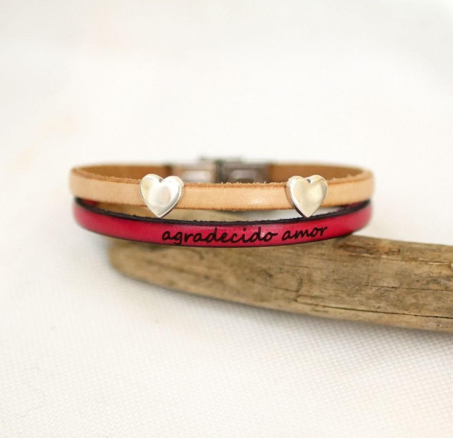 Leren armband in duo met hartvormige lussen, personaliseerbaar voor vrouwen 