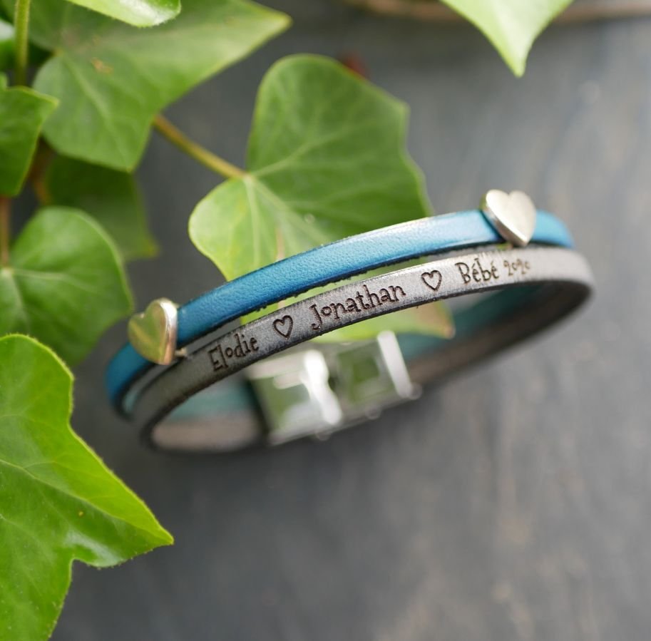 Leren armband in duo met hartvormige lussen, personaliseerbaar voor vrouwen 