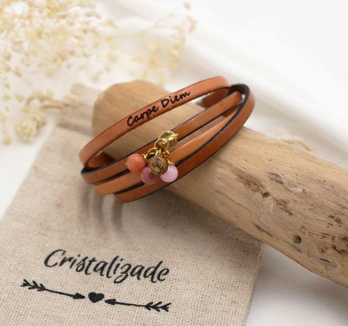 Lederen duo armband met parel hanger te personaliseren