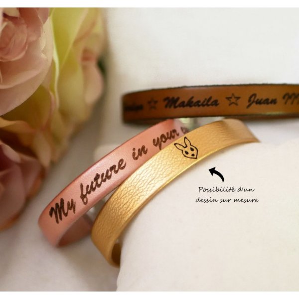 Leren armband vrouw gouden sluiting gepersonaliseerd door gravure 