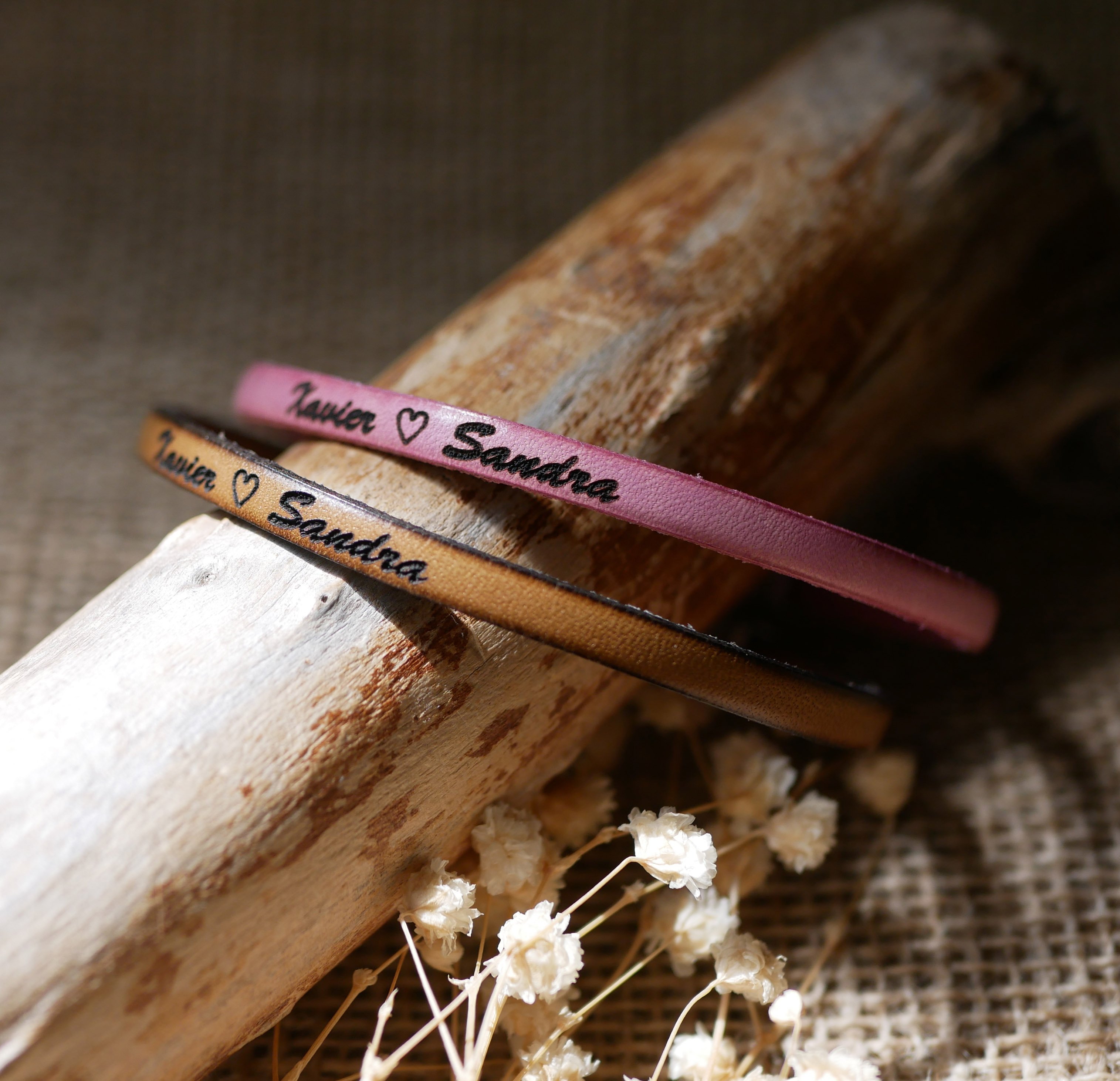 Leren armband met magnetische sluiting, gepersonaliseerd door gravure voor mannen of vrouwen