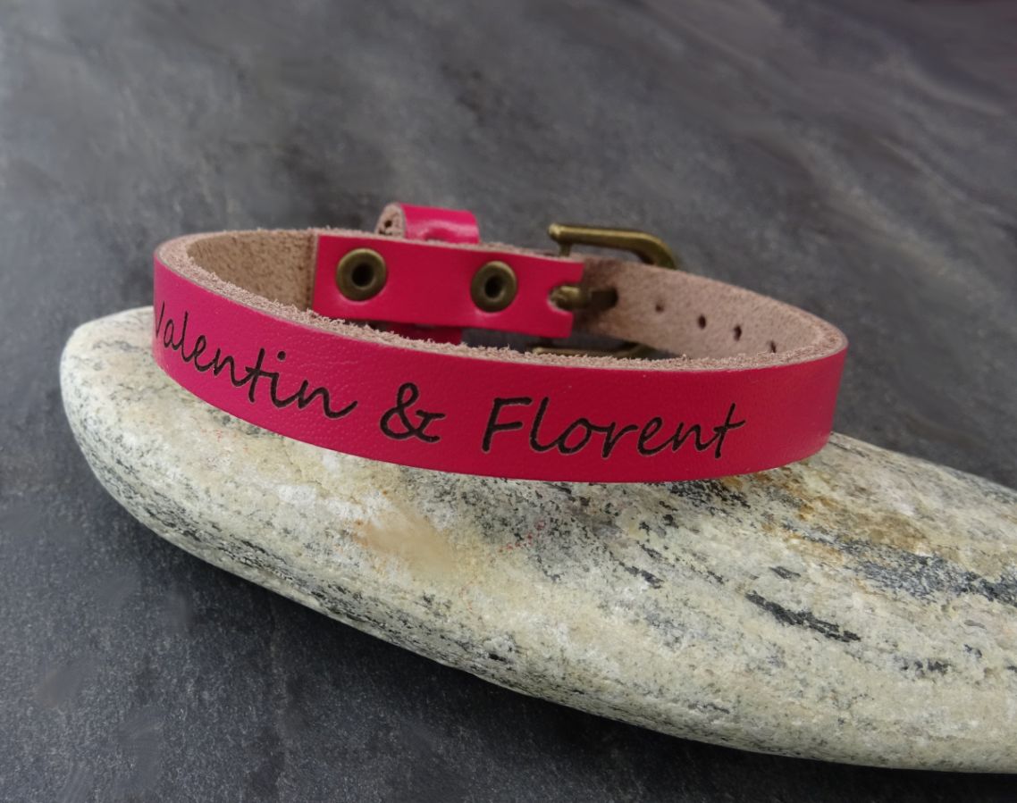 Gegraveerde lederen armband enkele draai te personaliseren gemengde volwassen kind