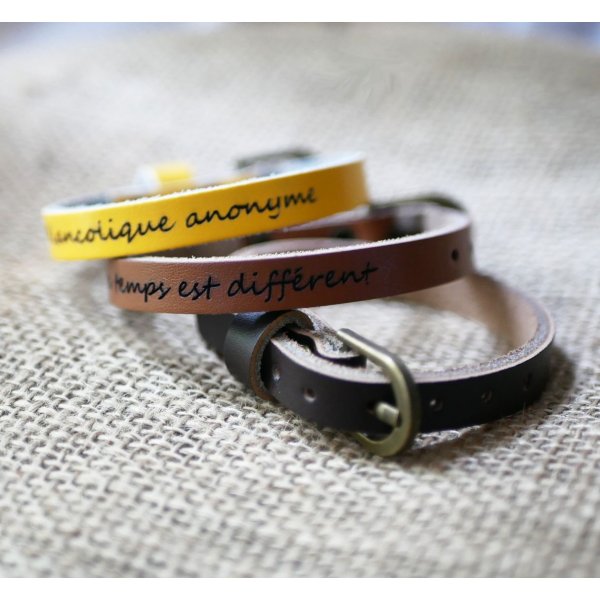 Gegraveerde lederen armband enkele draai te personaliseren gemengde volwassen kind