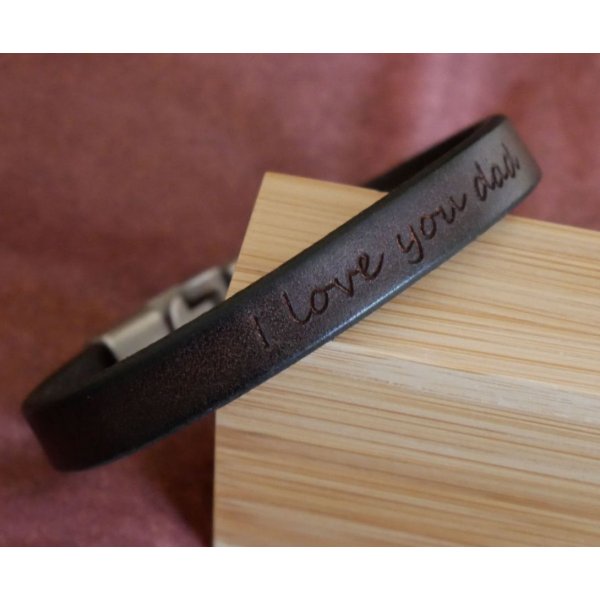 Bracelet cuir Homme grav&eacute; &agrave; personnaliser marron fonc&eacute;