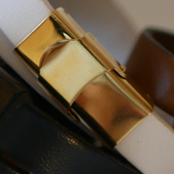 Armband vrouw grote gouden ring leer kleur naar keuze