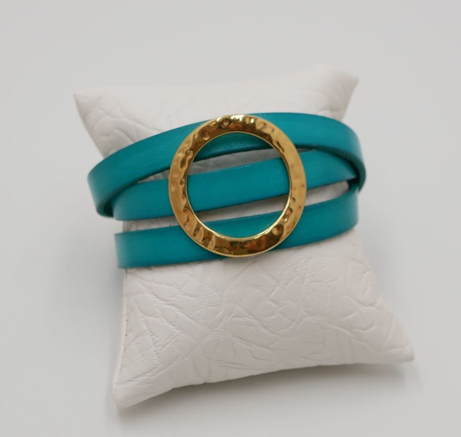 Lederen armband met grote gouden ring, aanpasbaar voor 3 polsen
