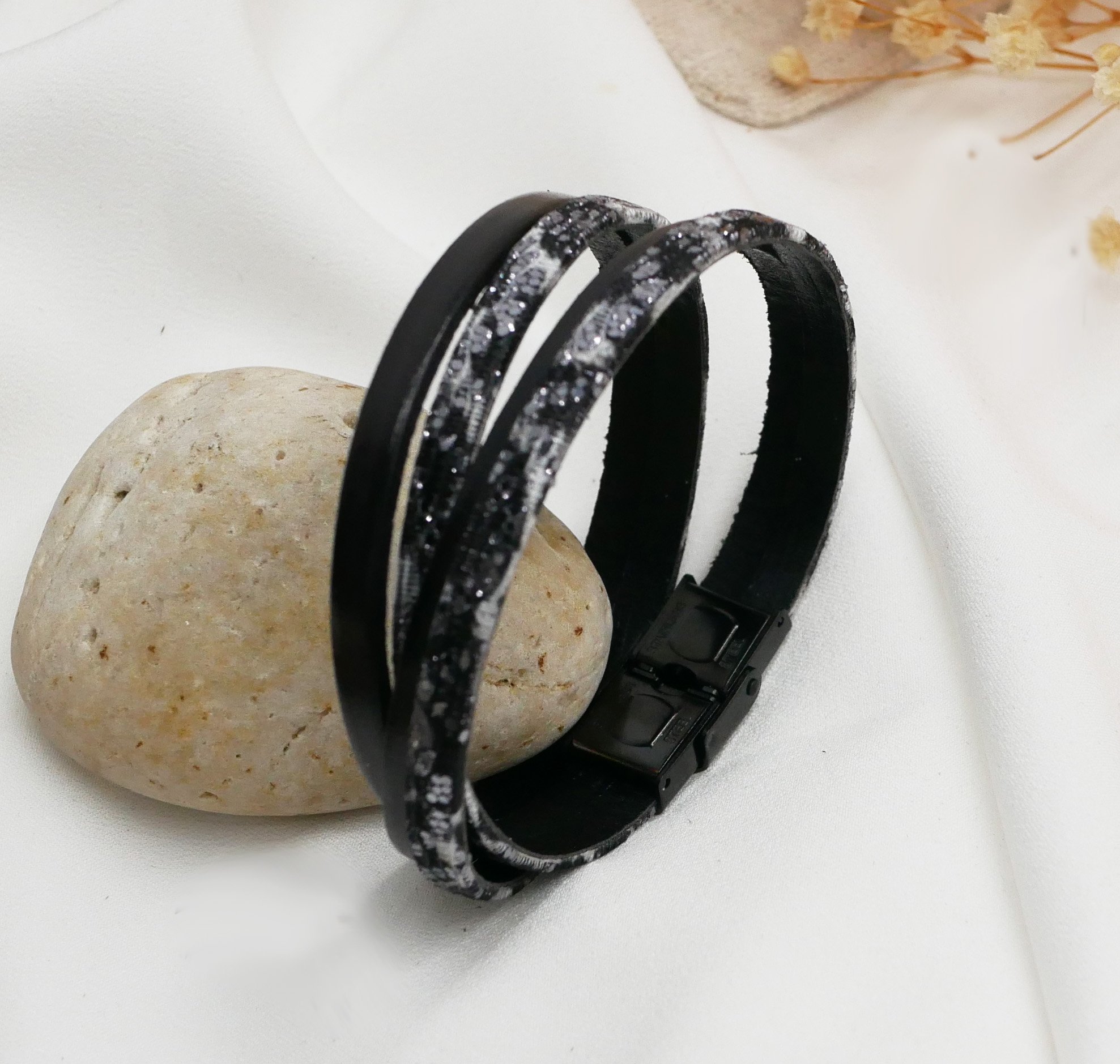 Zwart zilverleren band met glitter om te personaliseren