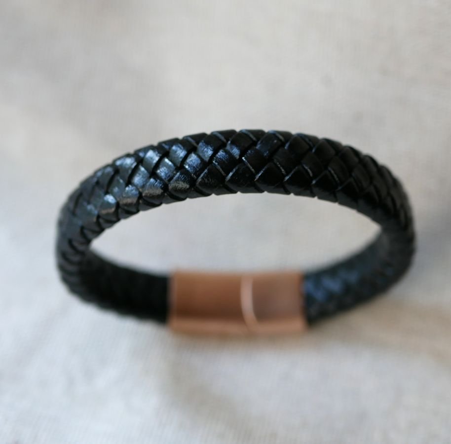 Zwarte lederen armband met magnetische Rose Gold stalen sluiting
