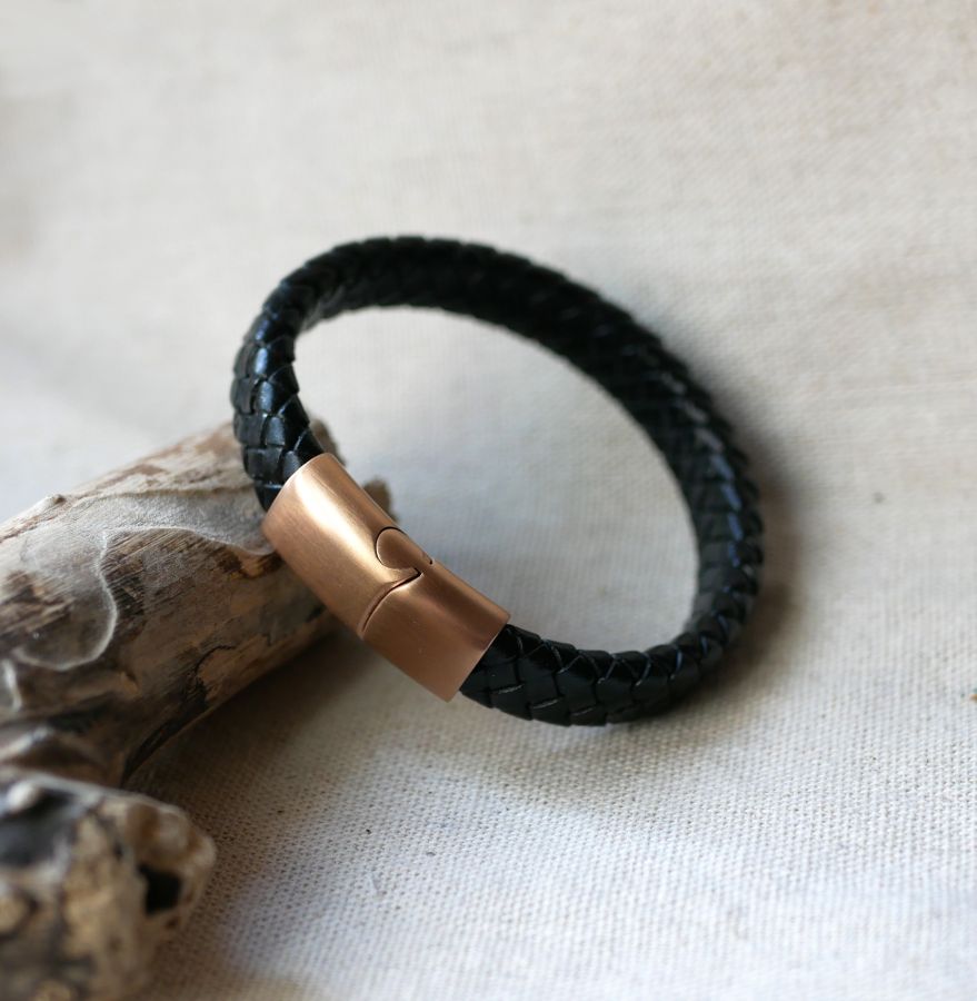 Zwarte lederen armband met magnetische Rose Gold stalen sluiting