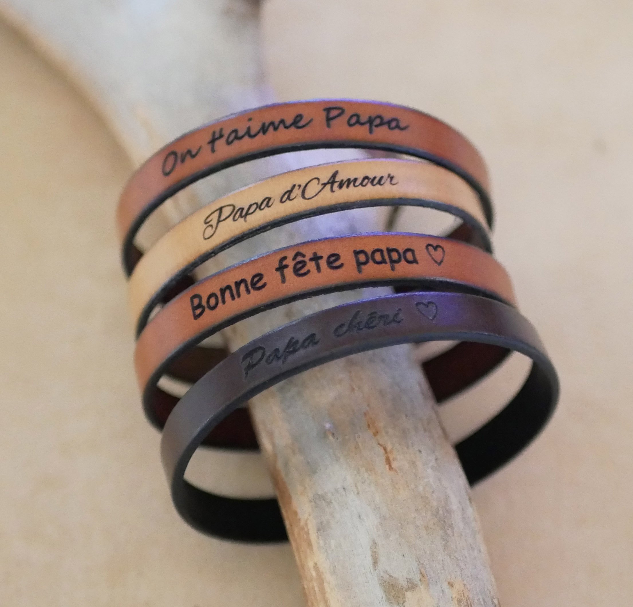 Leren armband om te personaliseren door gravure Zwarte magnetische sluiting
