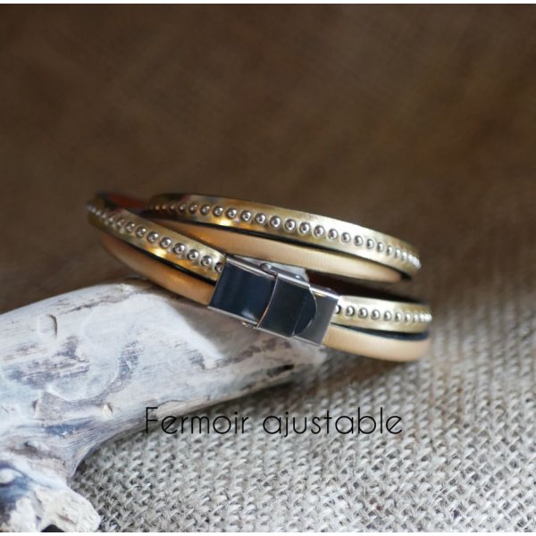 Dubbele gegraveerde gouden lederen riem met zilveren kralen, aanpasbaar