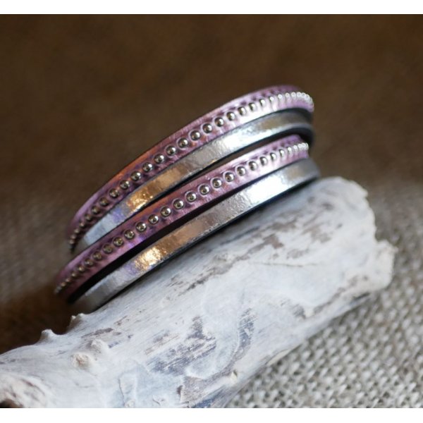 Gepersonaliseerde dubbele lederen armband met roze gravure 