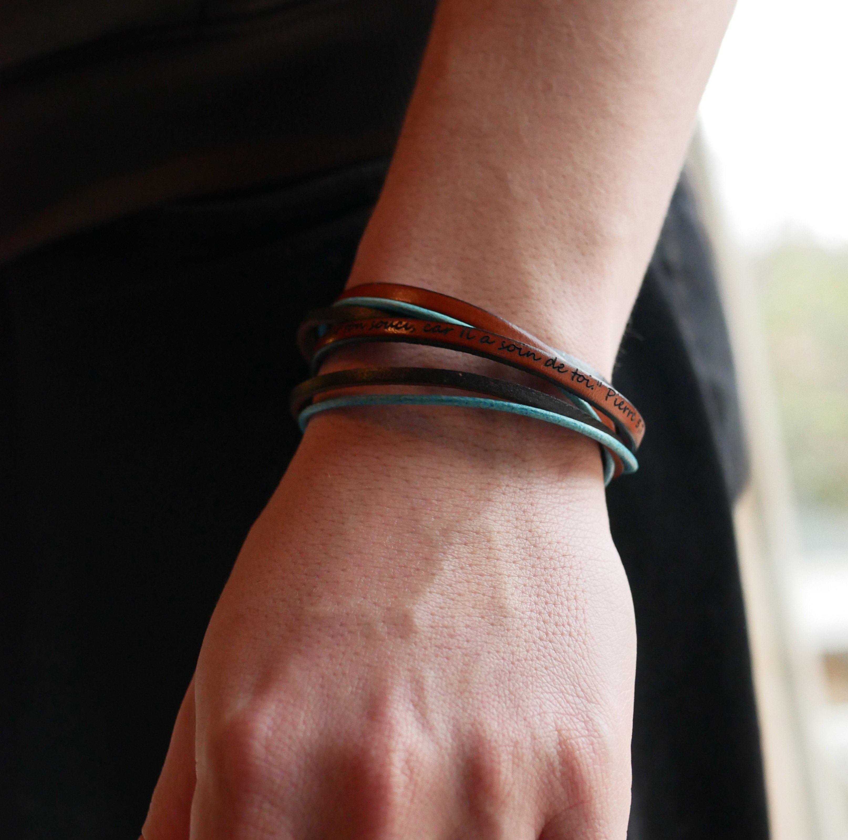 Vintage turquoise en bruine multi-leren dubbele wikkelarmband