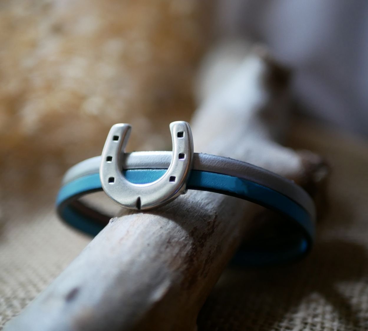 Lederen duo armband en hoefijzerlus aanpasbaar voor mannen of vrouwen