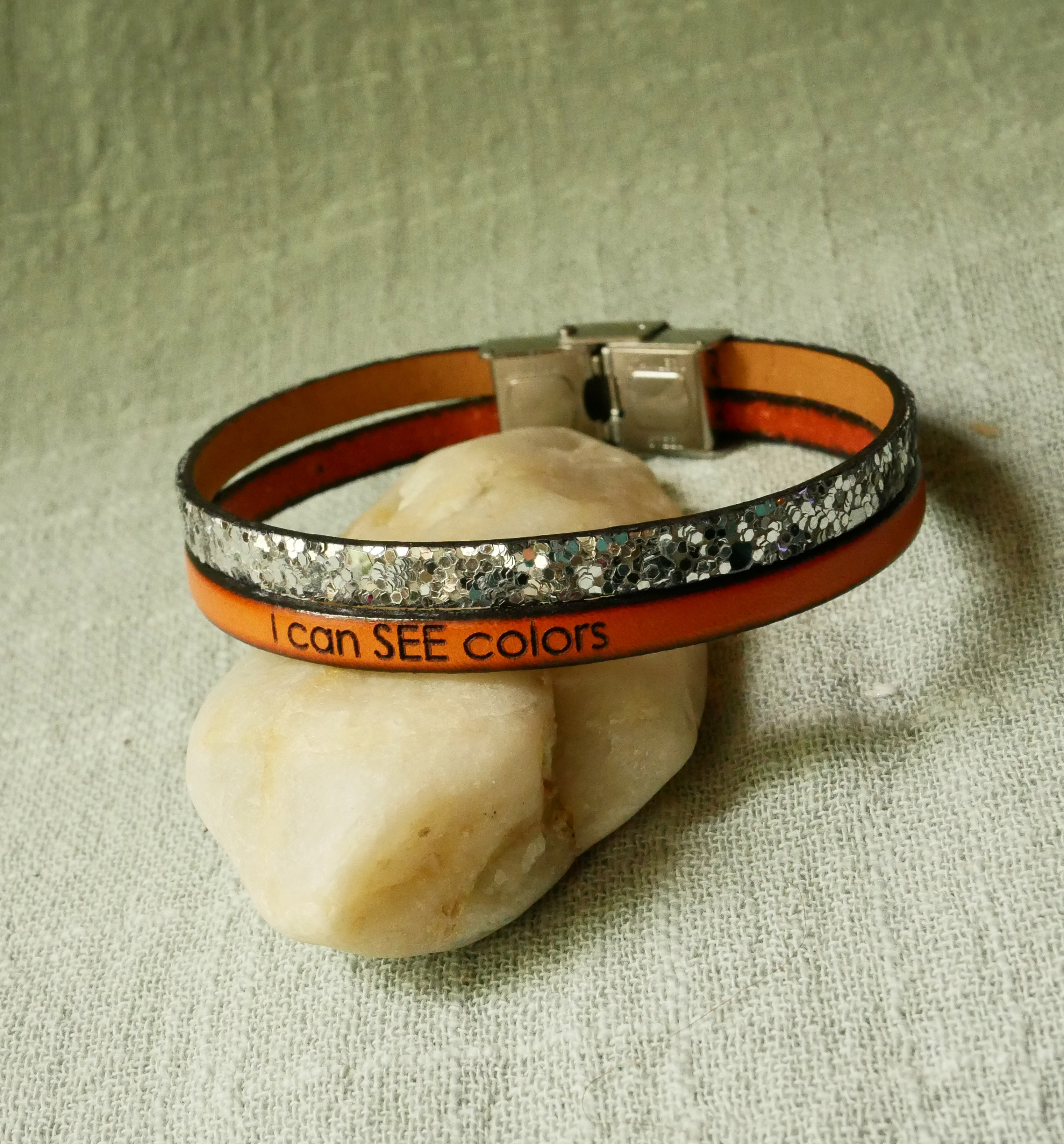 Leren duo armband in zilver en kleur naar keuze