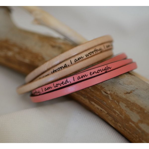 Gepersonaliseerde 3-draads leren armband voor vrouwen