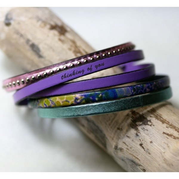 Vrouwenarmband van fijn leder met impressionistische print