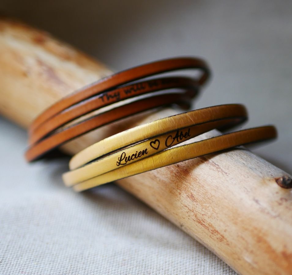 Gepersonaliseerde 3-draads leren armband voor vrouwen