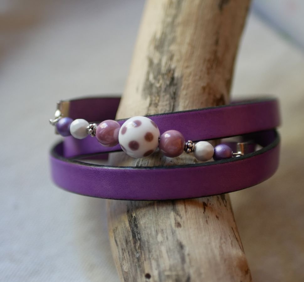 Leder en parels armband triple draaien om te personaliseren 