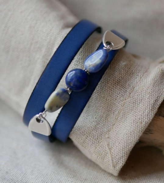 Leder en parels armband voor vrouwen Lapis Lazuli blauw te personaliseren 