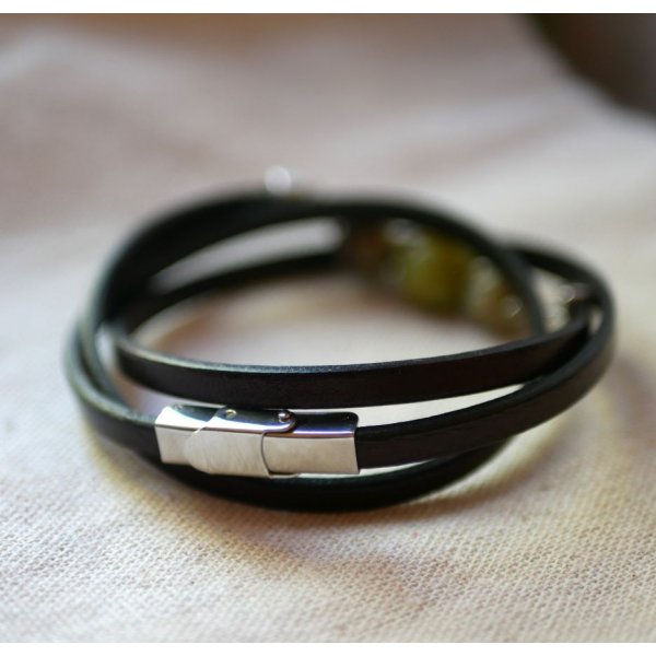 Leder en parels armband Olivine drievoudige draai om te personaliseren 