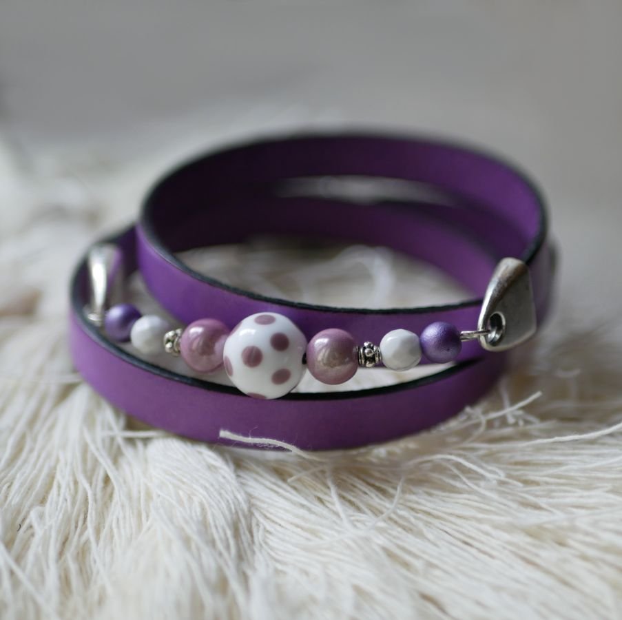 Leder en parels armband triple draaien om te personaliseren 