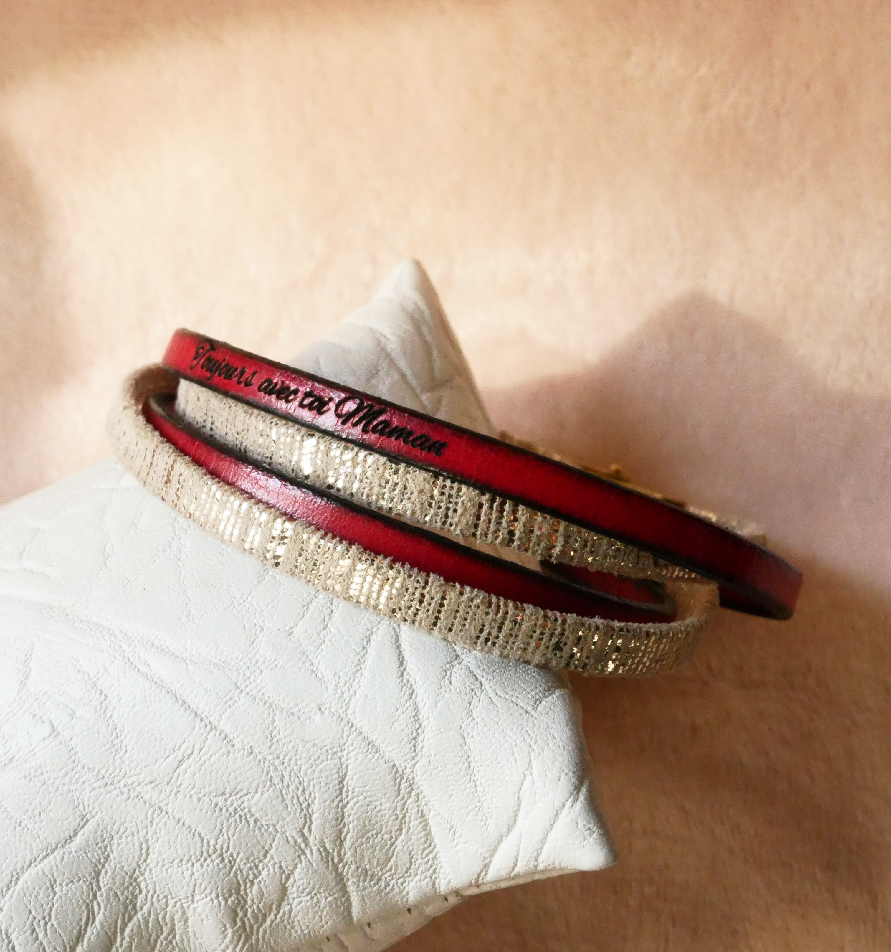 Dubbele gouden leren armband voor dames om te personaliseren door gravure