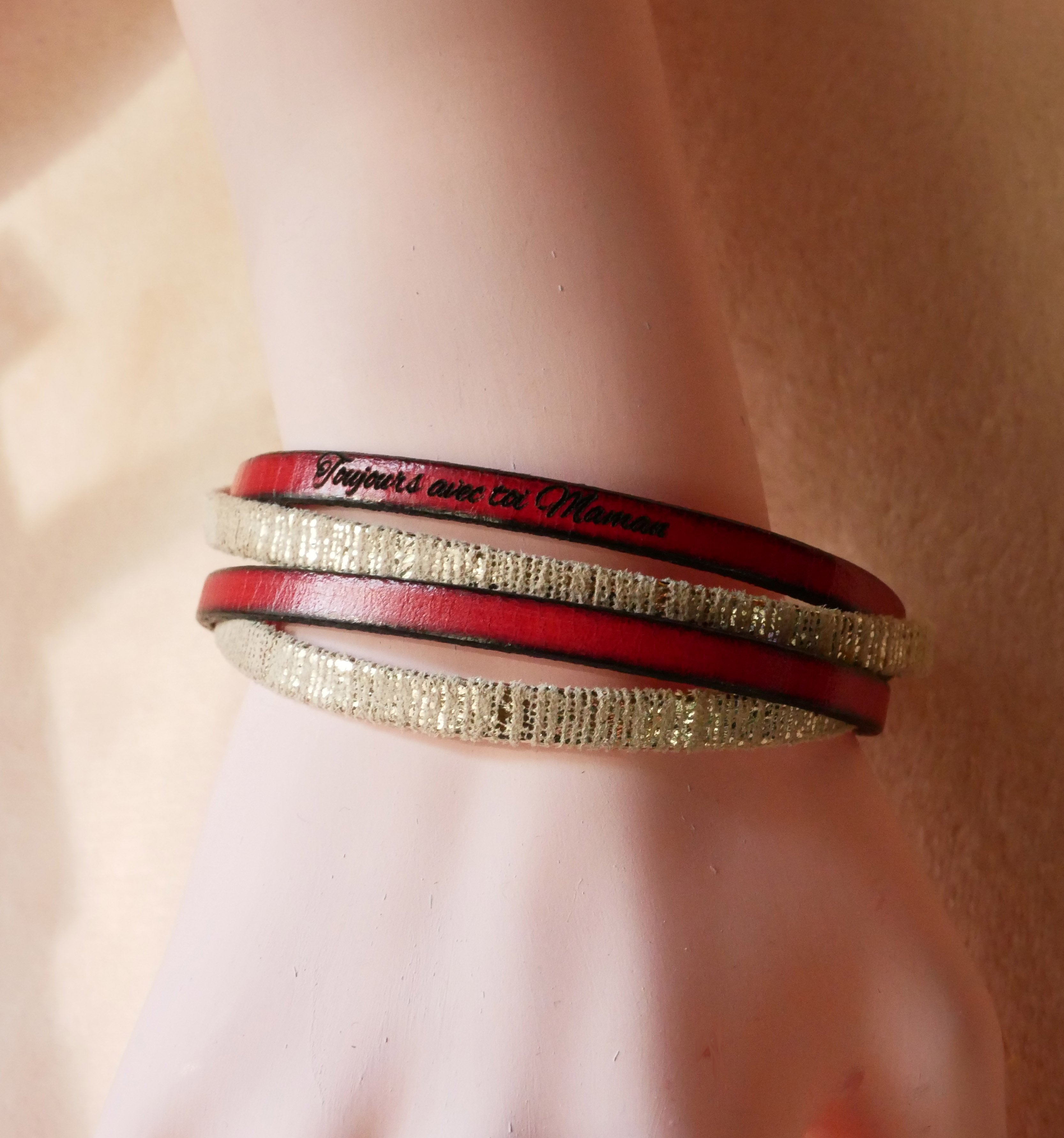 Dubbele gouden leren armband voor dames om te personaliseren door gravure