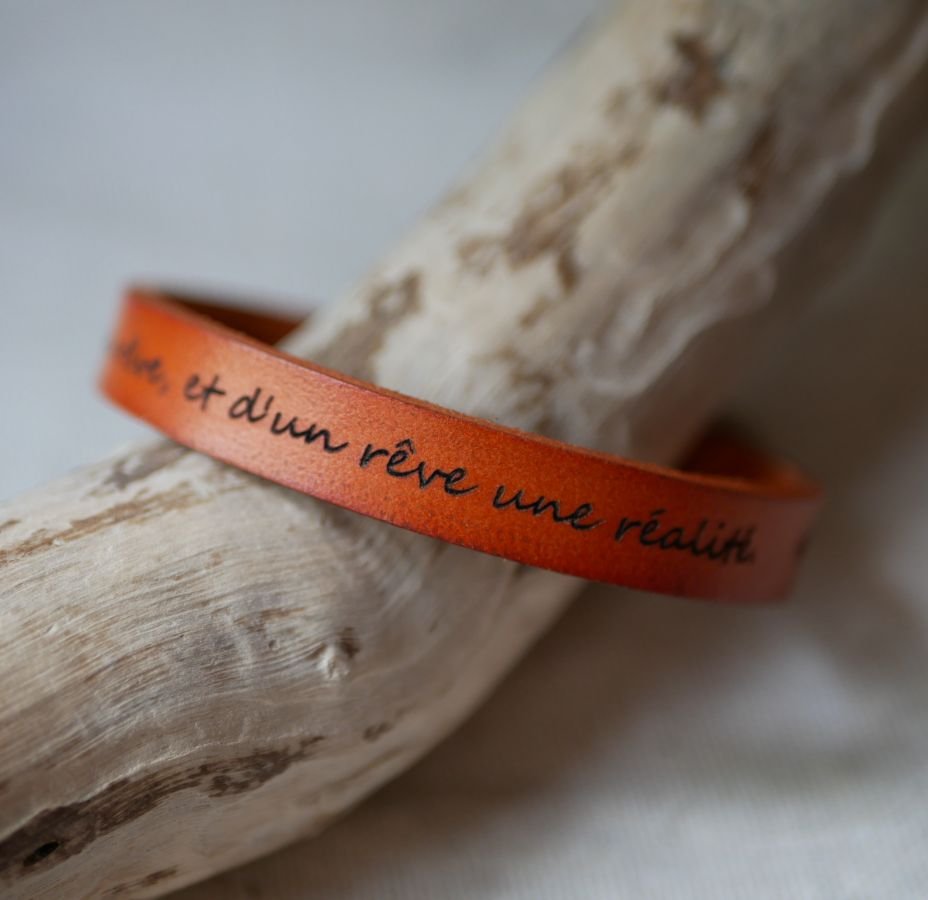 Herenarmband Camel gegraveerd om te personaliseren 