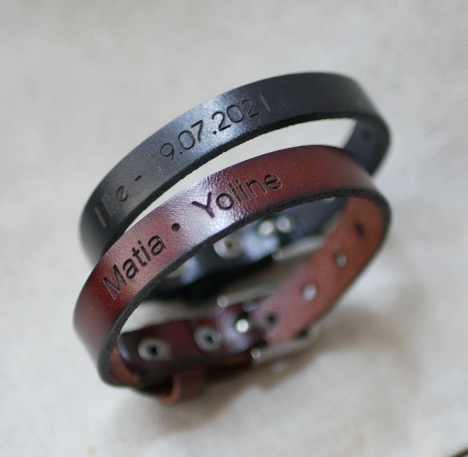 Te personaliseren leren herenarmband donkerbruin met zilveren gesp