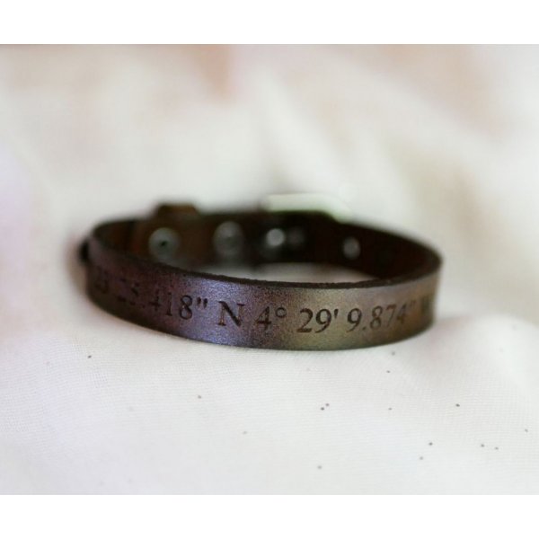 Te personaliseren leren herenarmband donkerbruin met zilveren gesp