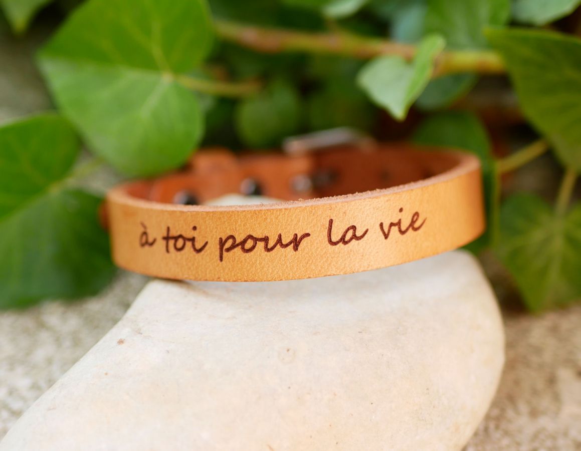 Herenarmband van natuurlijk leder, gegraveerd om te personaliseren 
