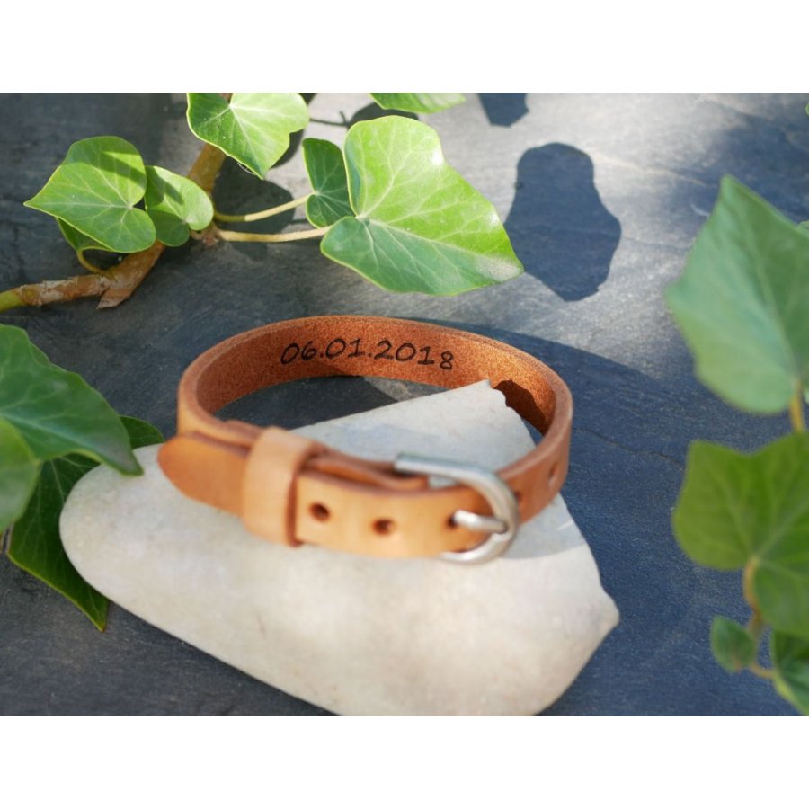 Herenarmband van natuurlijk leder, gegraveerd om te personaliseren 
