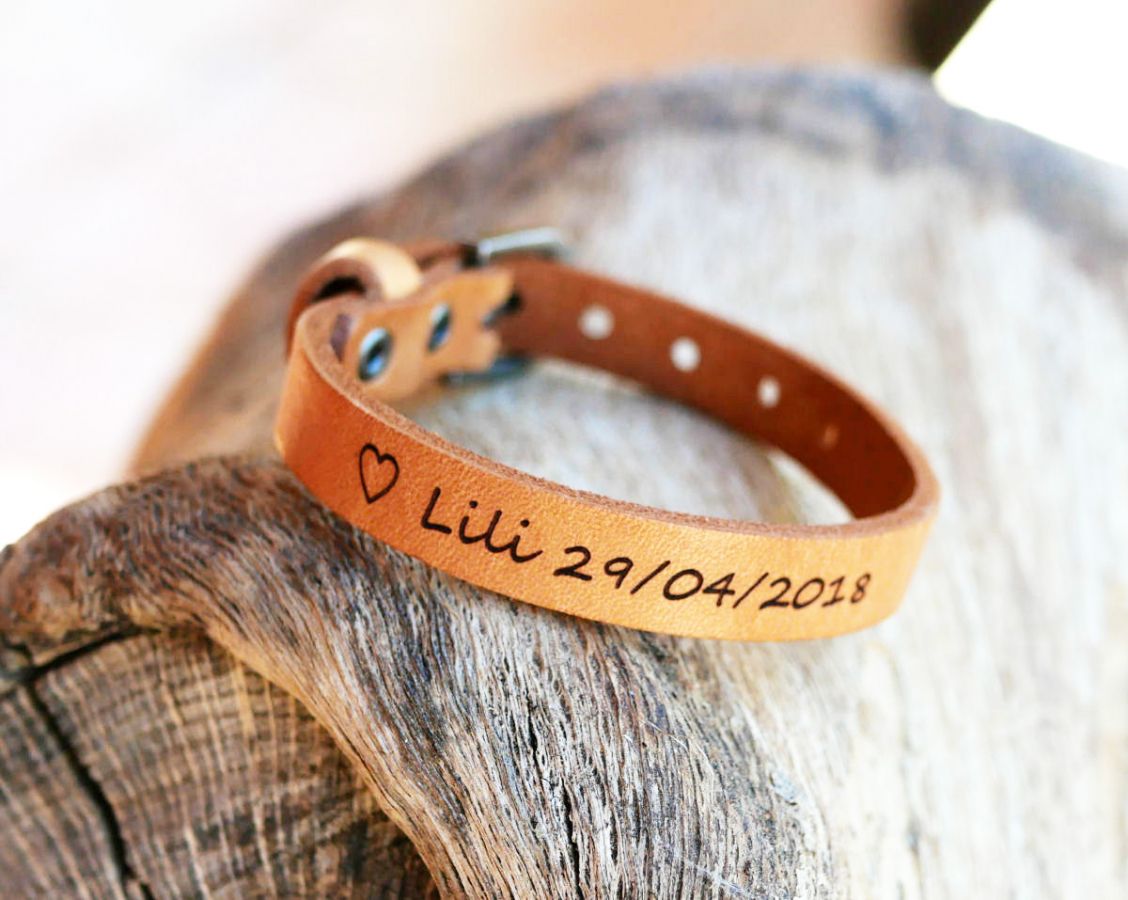 Herenarmband van natuurlijk leder, gegraveerd om te personaliseren 