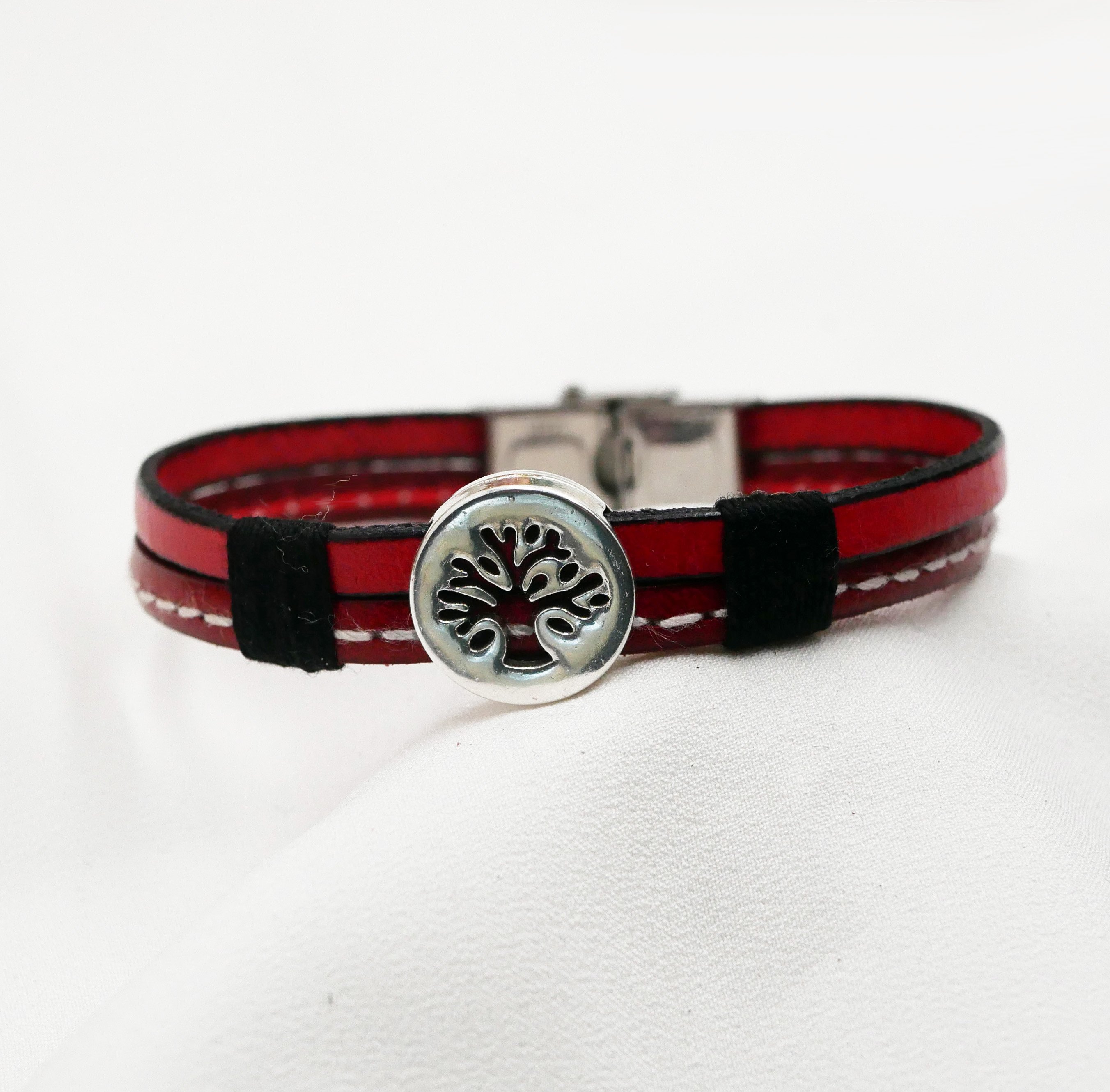 Herenarmband in duo rood leer met stiksels Aanpasbare levensboom 