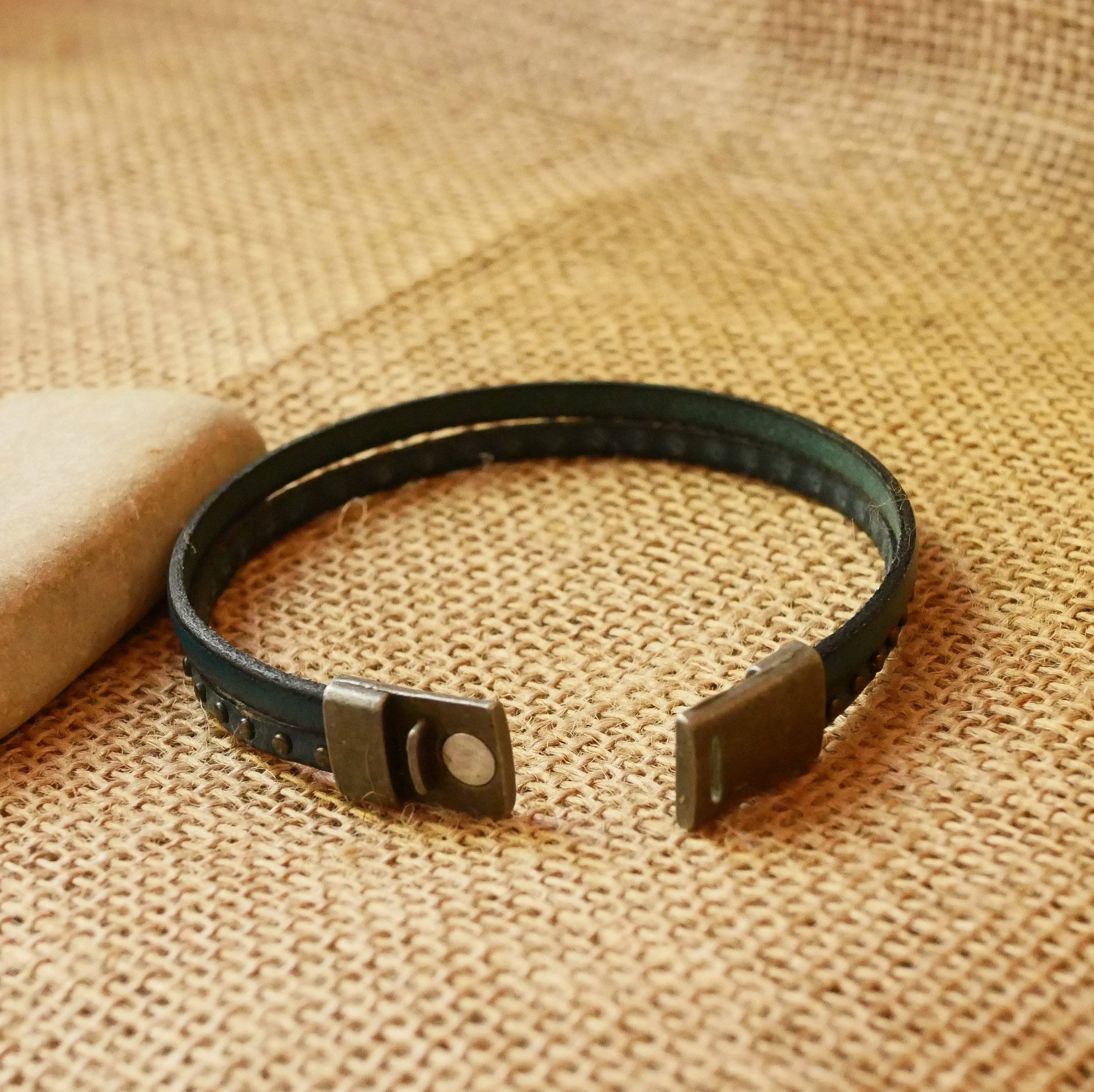 Duoarmband in blauw leer voor heren met studs
