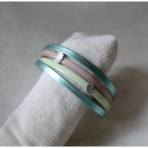 Lederen manchet armband met Ginkgo ontwerp te personaliseren 