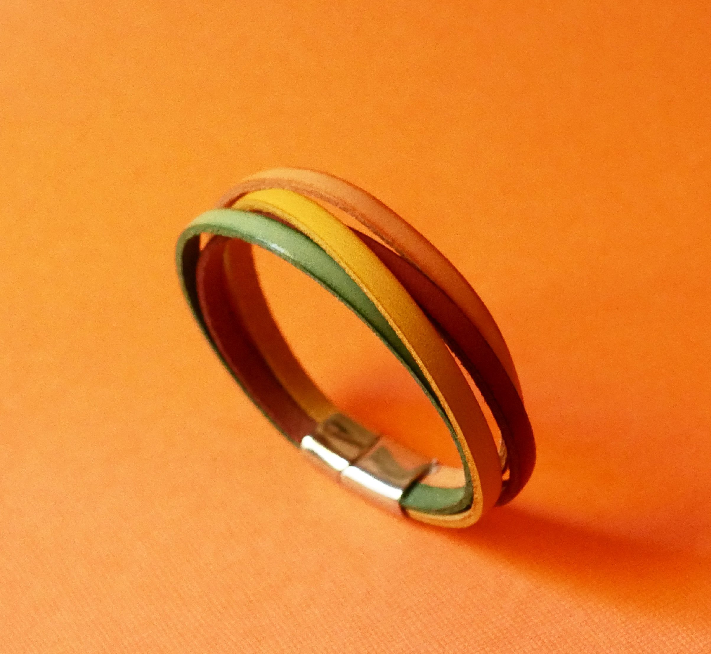 Dames manchetarmband in 4 pastelkleurige leersoorten