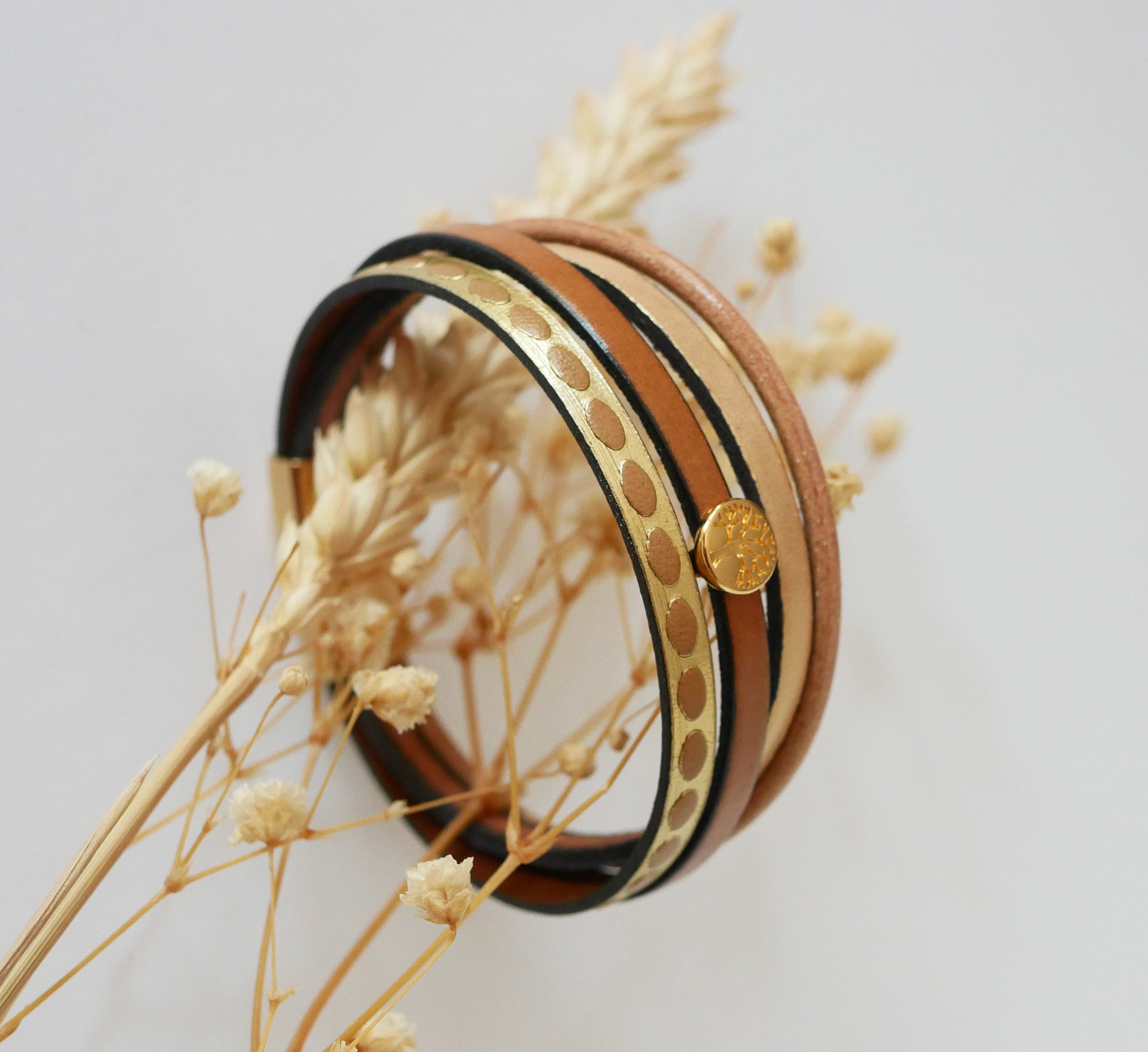 Gouden damesarmband met mini levensboom cabochon