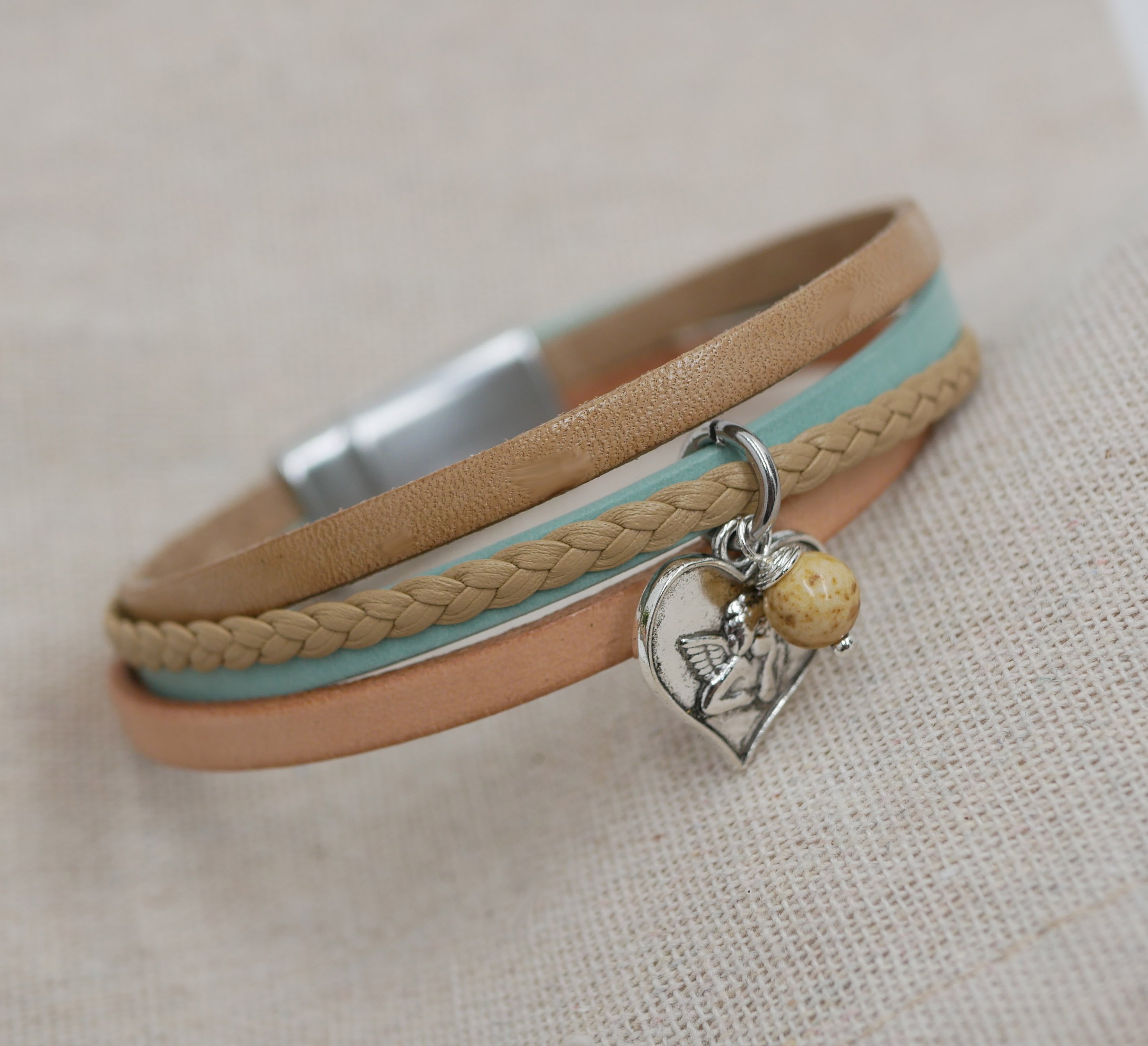 Multi-lederen dames manchet armband Zand beige hanger naar keuze