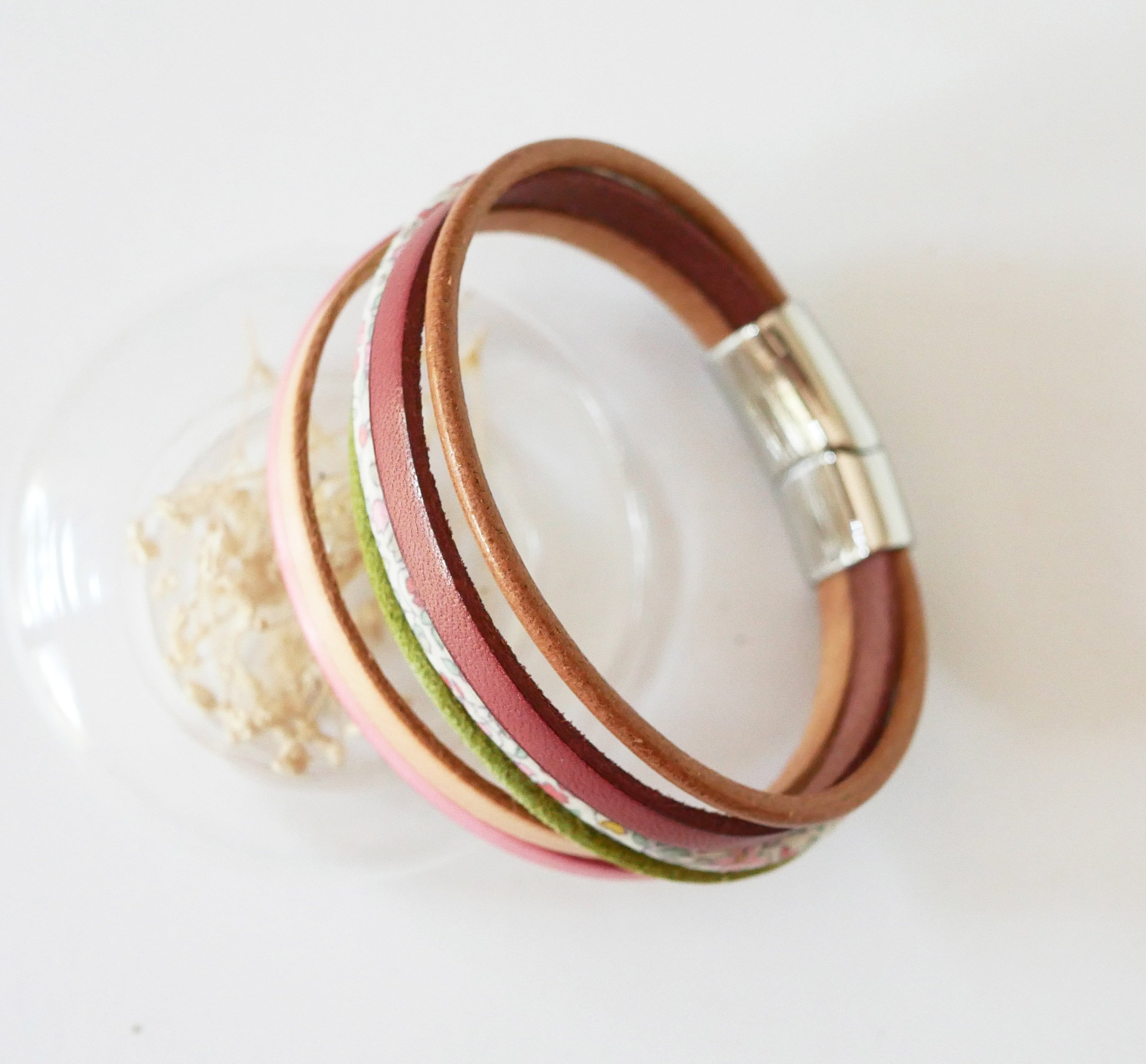 Pastel leer en bloemen Liberty koord manchet armband