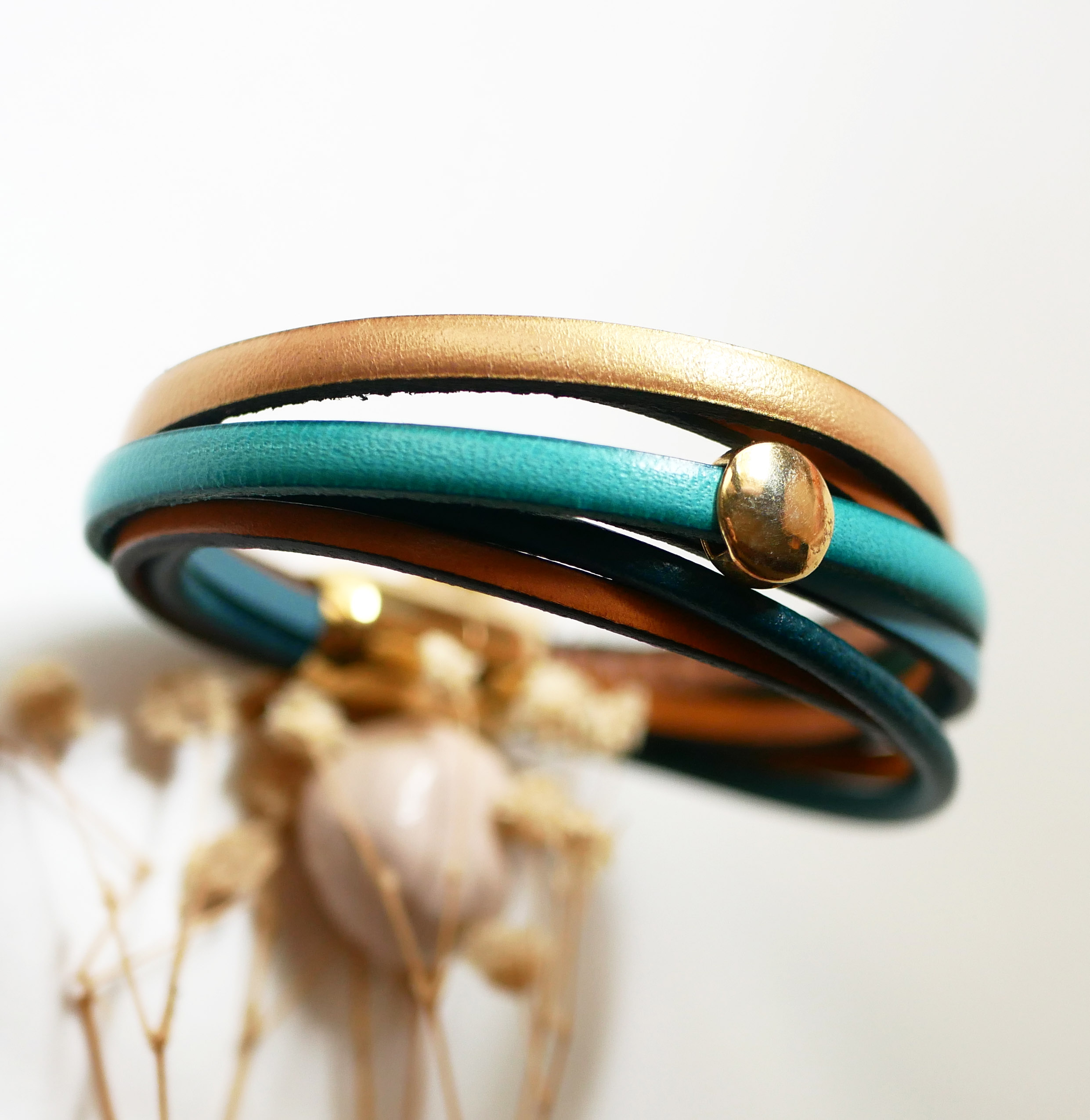 Blauw en gouden manchetarmband voor dames